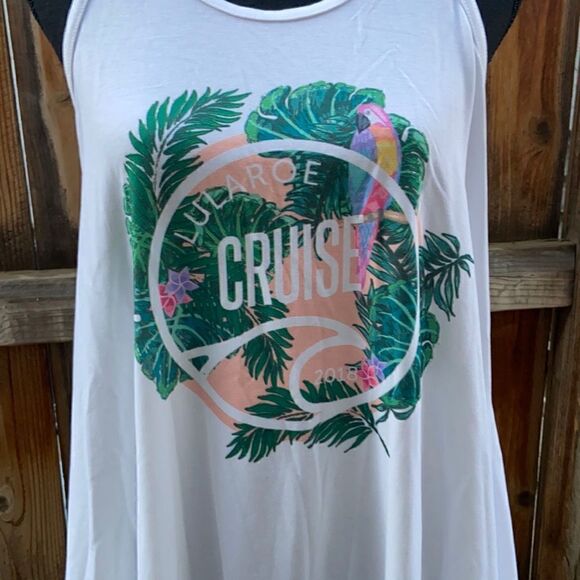 LuLaRoe tank top graphics white ‘LuLaRoe Cruise 2018’ Sz XS FIRM on Price - Picture 3 of 6